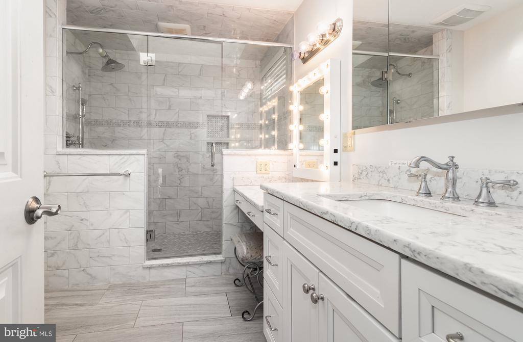 702 Robert Street, Mechanicsburg, PA 17055