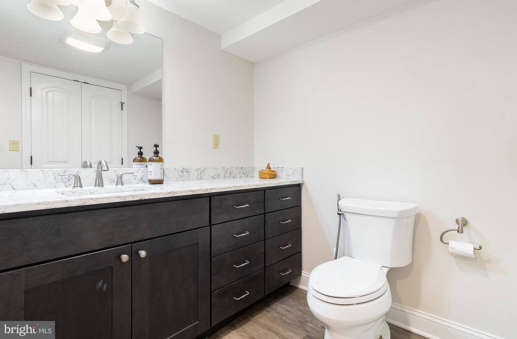 702 Robert Street, Mechanicsburg, PA 17055