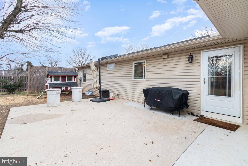 702 Robert Street, Mechanicsburg, PA 17055