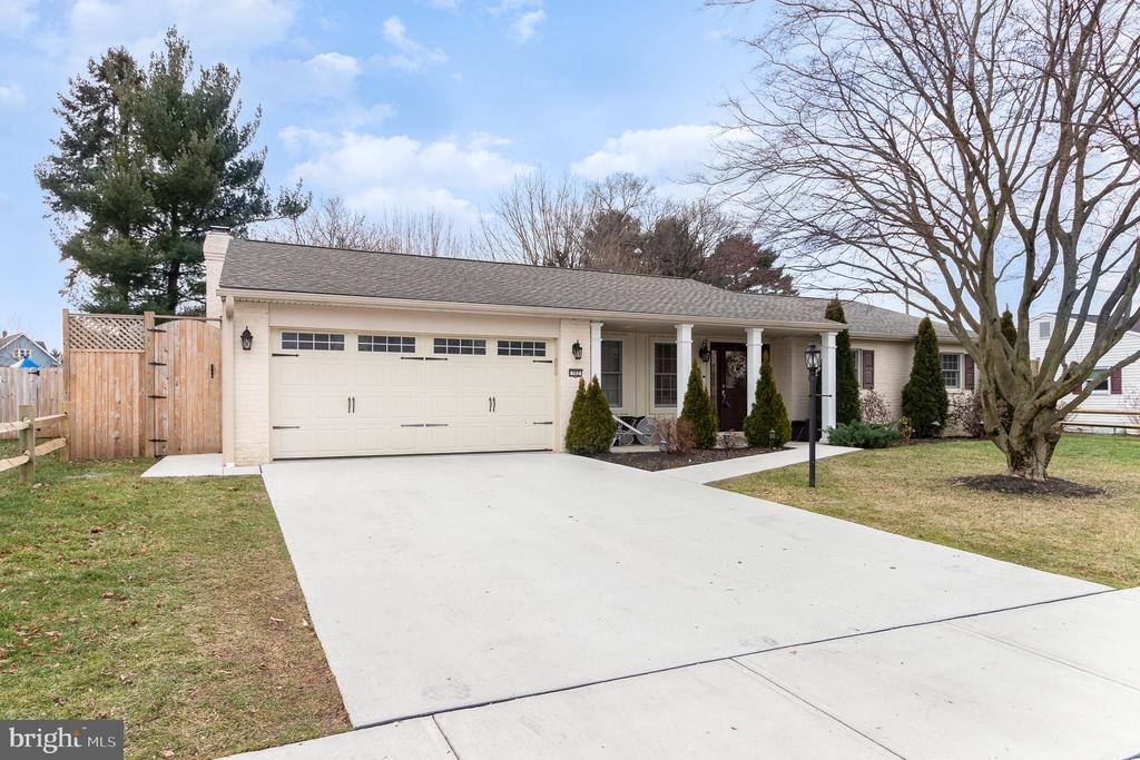 702 Robert Street, Mechanicsburg, PA 17055