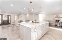 702 Robert Street, Mechanicsburg, PA 17055