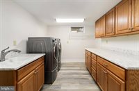 702 Robert Street, Mechanicsburg, PA 17055