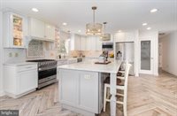 702 Robert Street, Mechanicsburg, PA 17055