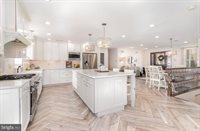 702 Robert Street, Mechanicsburg, PA 17055