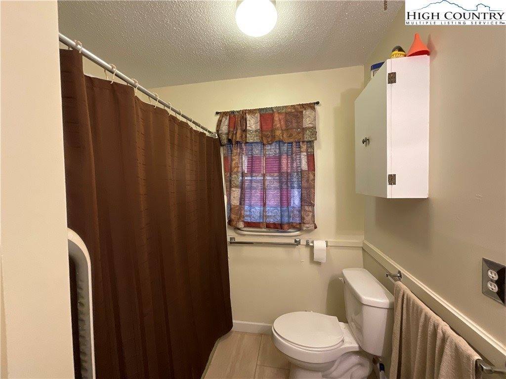 269 Panoramic Lane, Boone, NC 28607