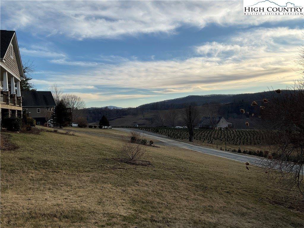 269 Panoramic Lane, Boone, NC 28607