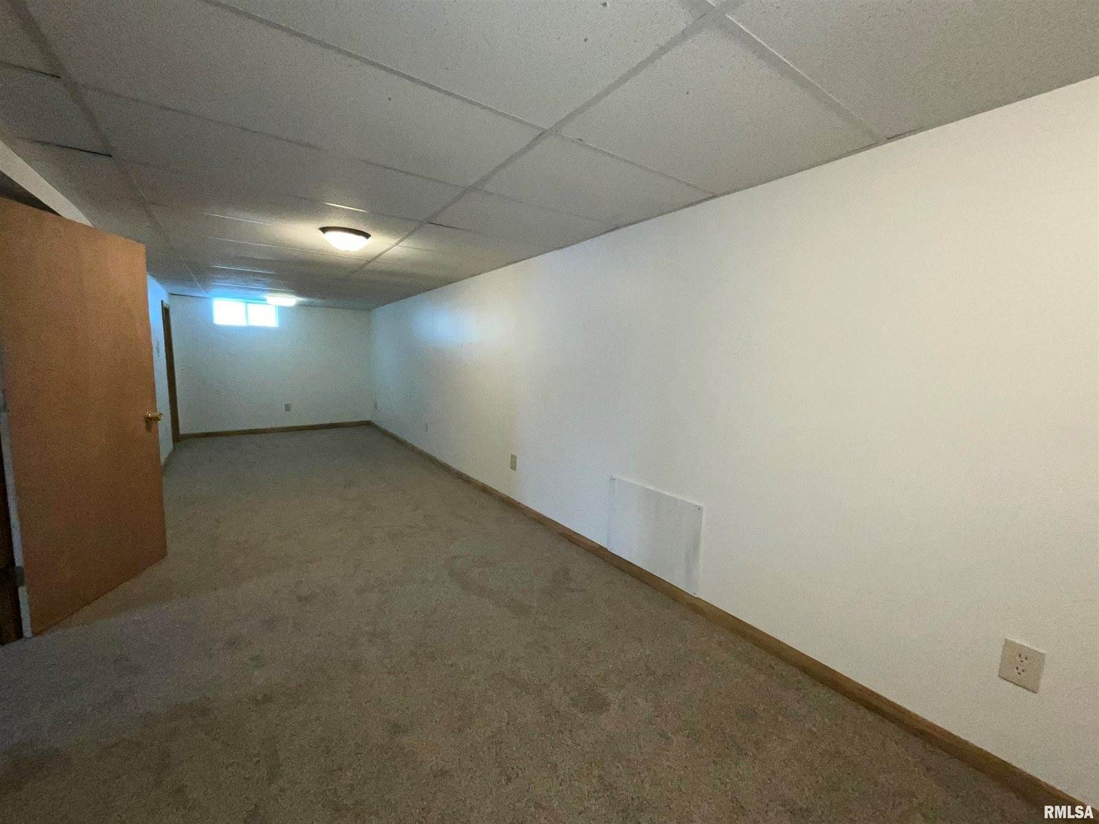 1363 Florence Avenue, Clinton, IA 52732