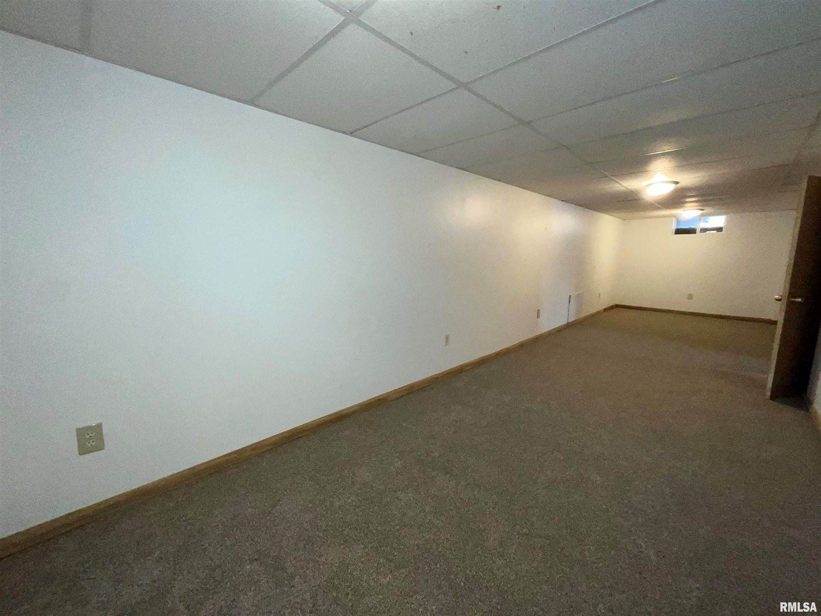 1363 Florence Avenue, Clinton, IA 52732