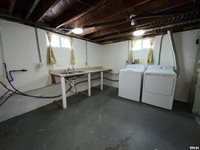 1363 Florence Avenue, Clinton, IA 52732