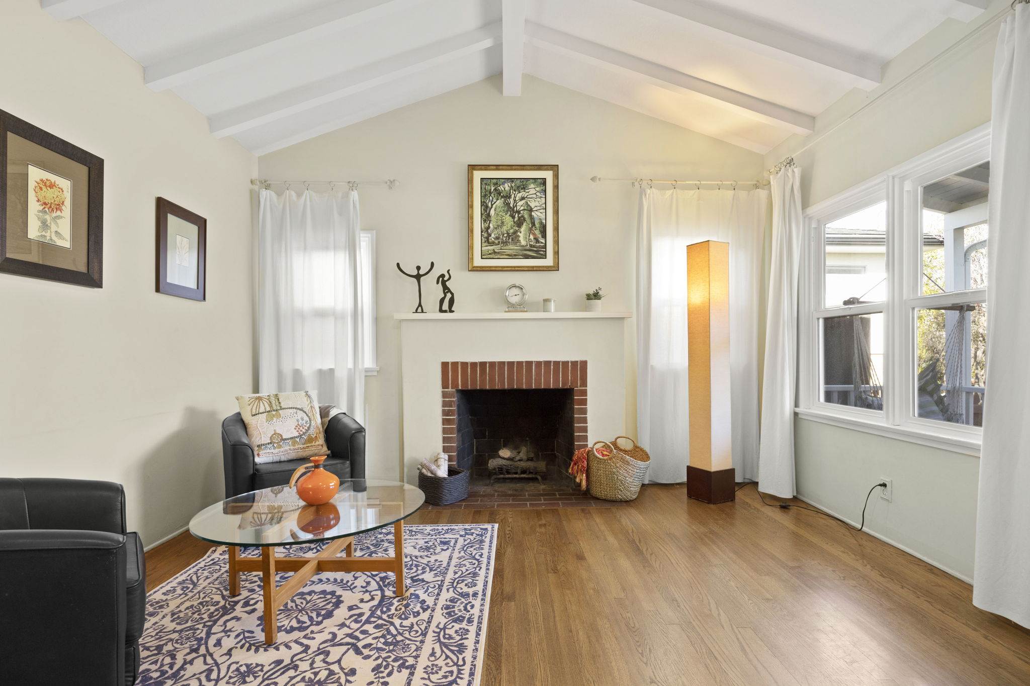 153 San Clemente Street, Ventura, CA 93001