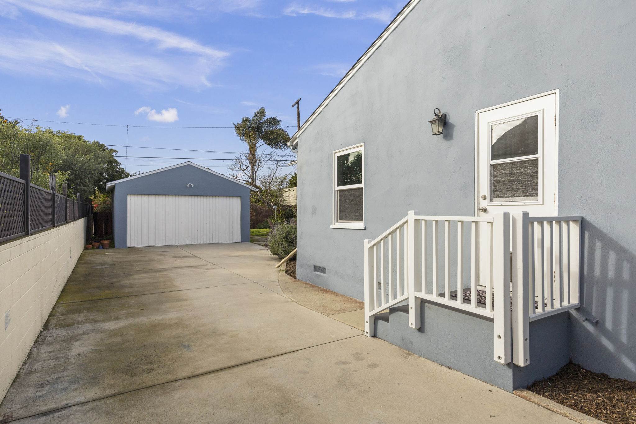 153 San Clemente Street, Ventura, CA 93001