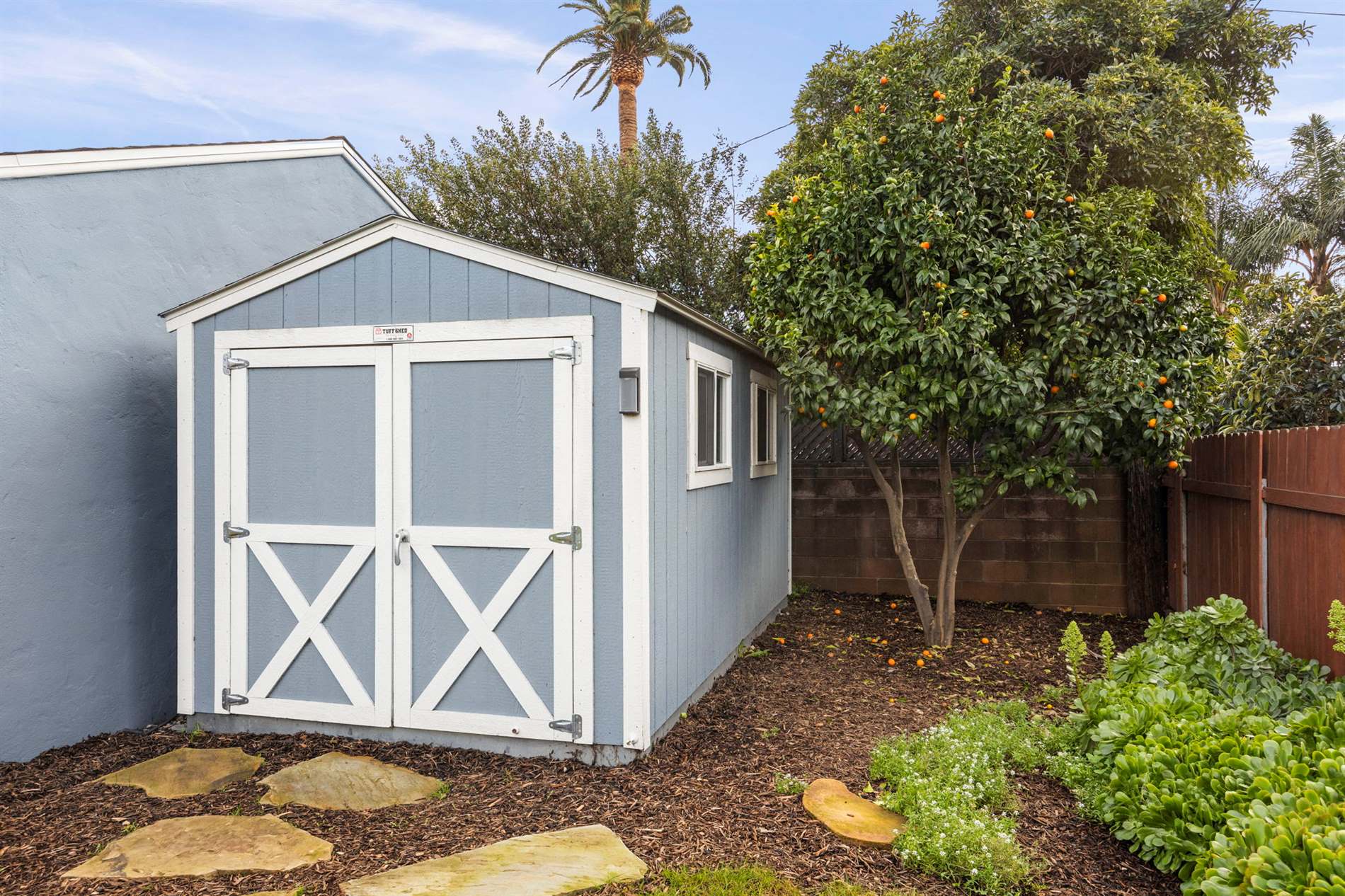 153 San Clemente Street, Ventura, CA 93001