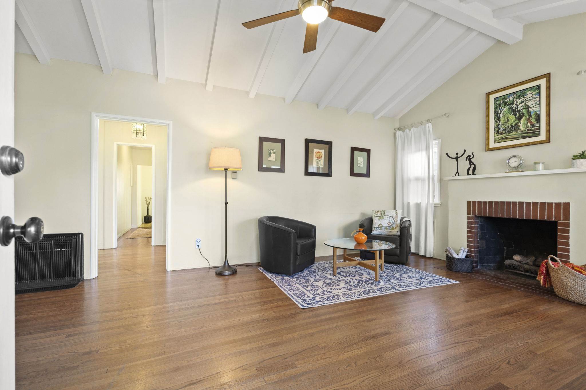 153 San Clemente Street, Ventura, CA 93001