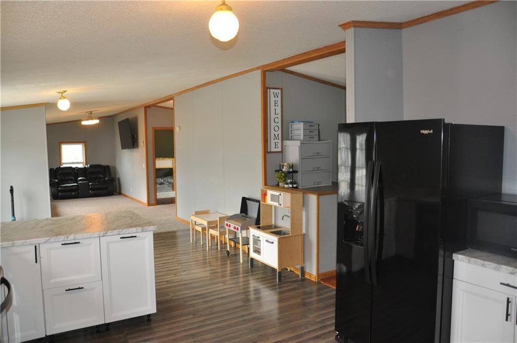 907 E Broadway Street, Blair, WI 54616