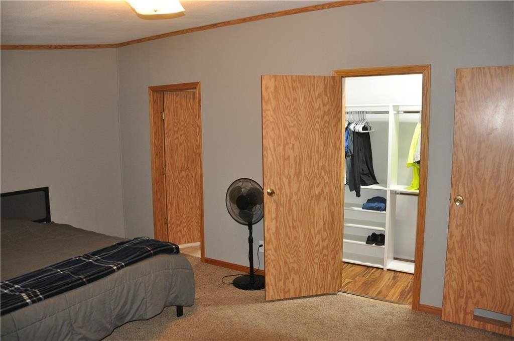 907 E Broadway Street, Blair, WI 54616