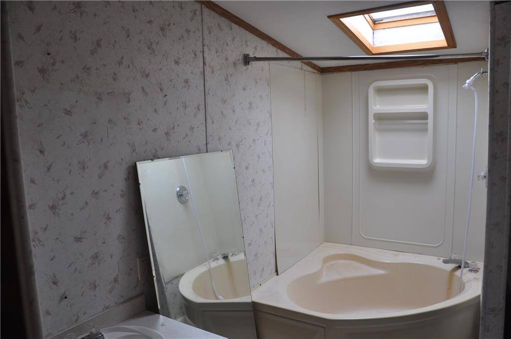 907 E Broadway Street, Blair, WI 54616