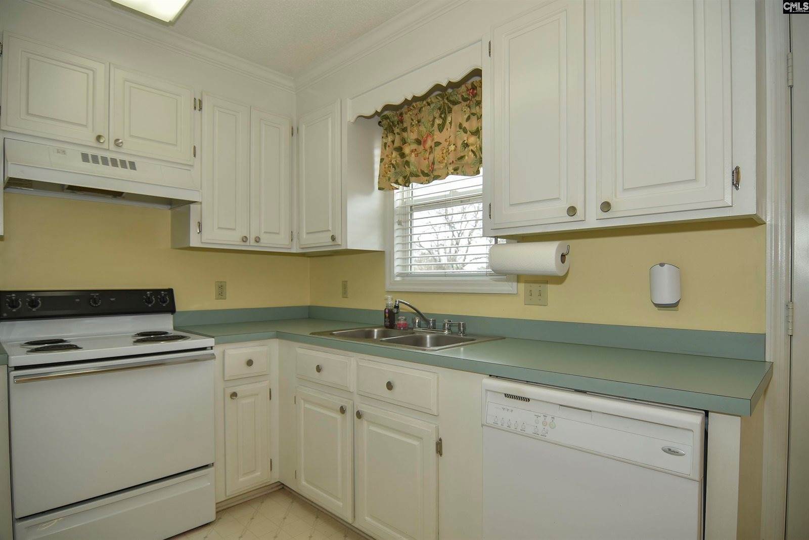 141 Hallie Hills, Lexington, SC 29073