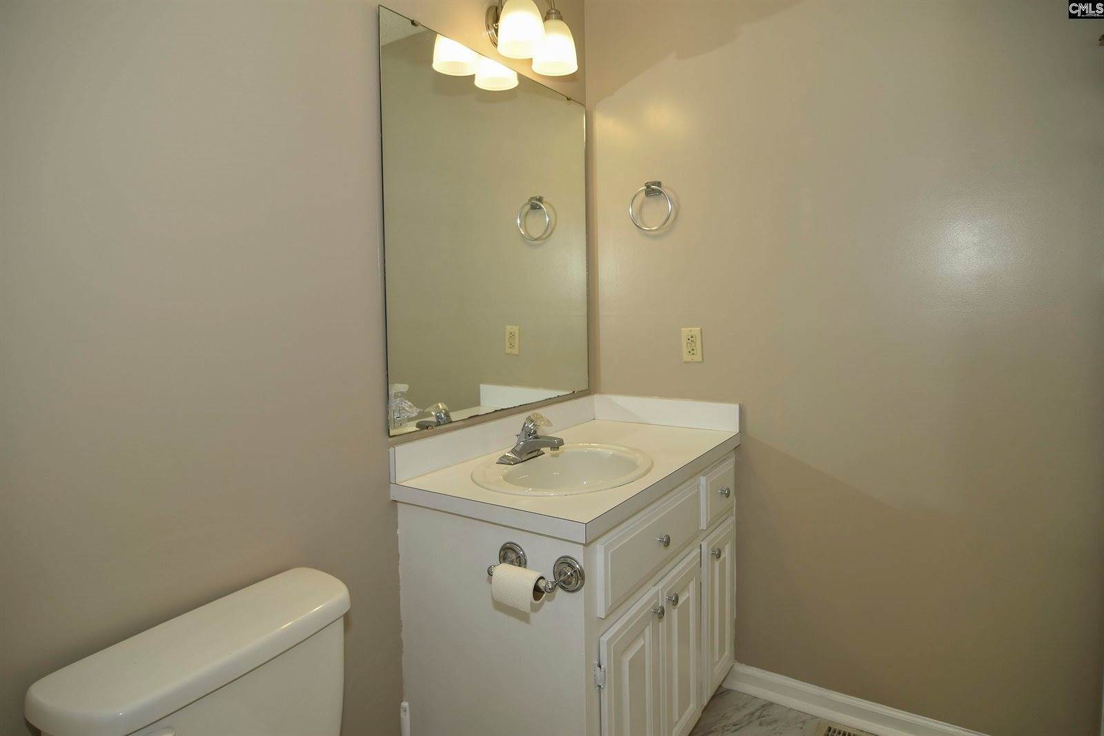 141 Hallie Hills, Lexington, SC 29073