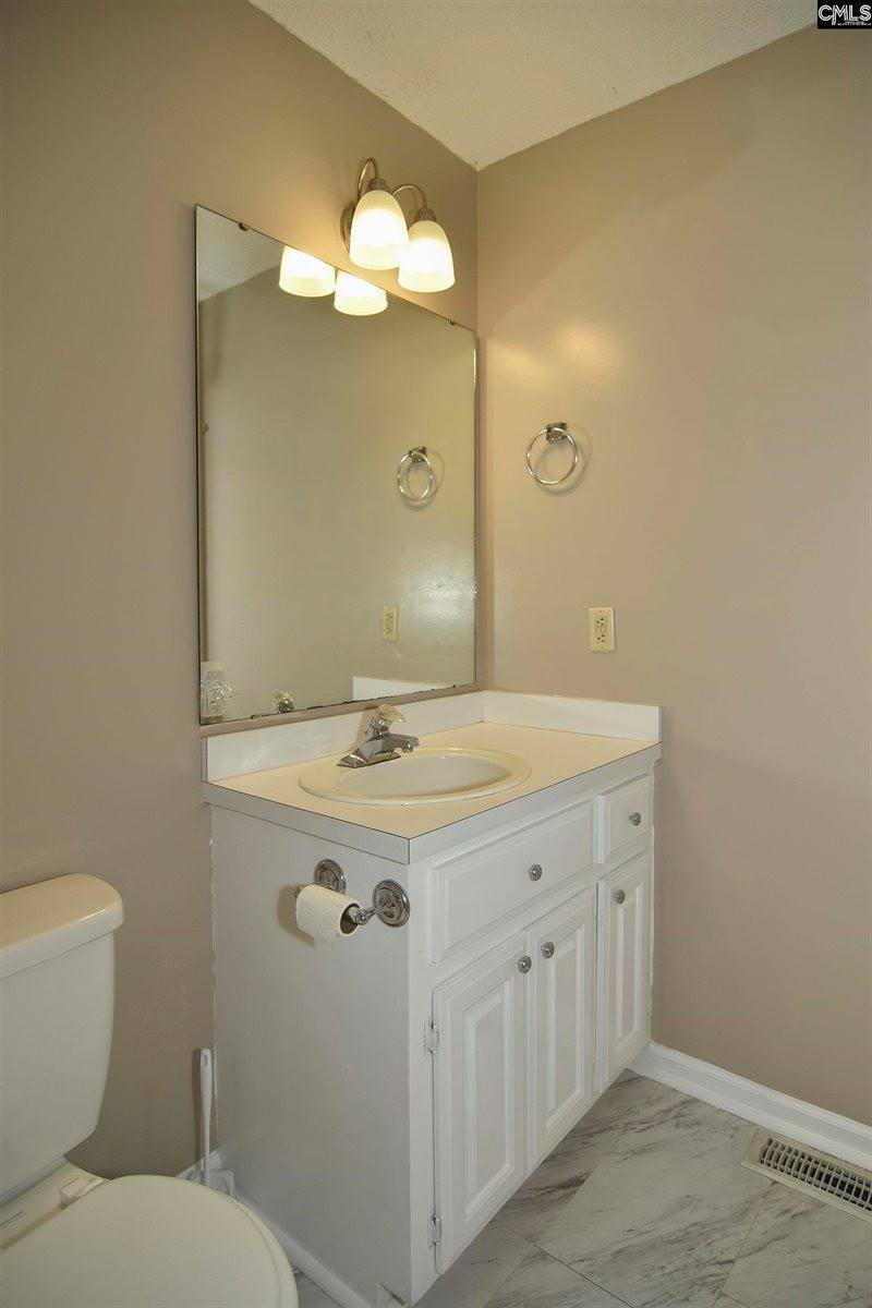 141 Hallie Hills, Lexington, SC 29073