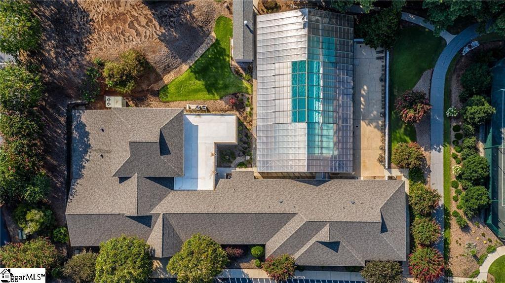 2 Straits, Salem, SC 29676