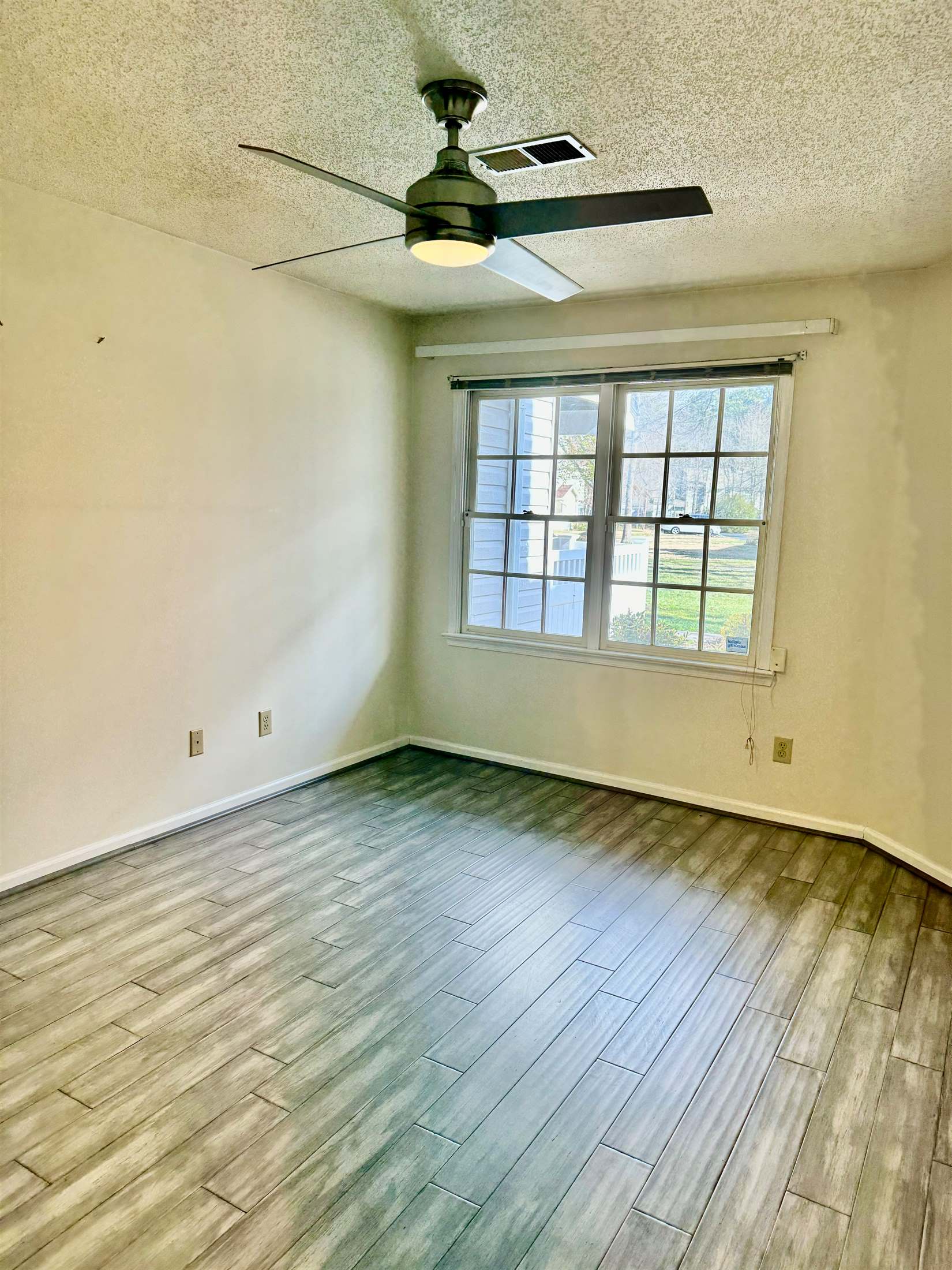 23 Tamarisk Quay Unit#23B, Hampton, VA 23666