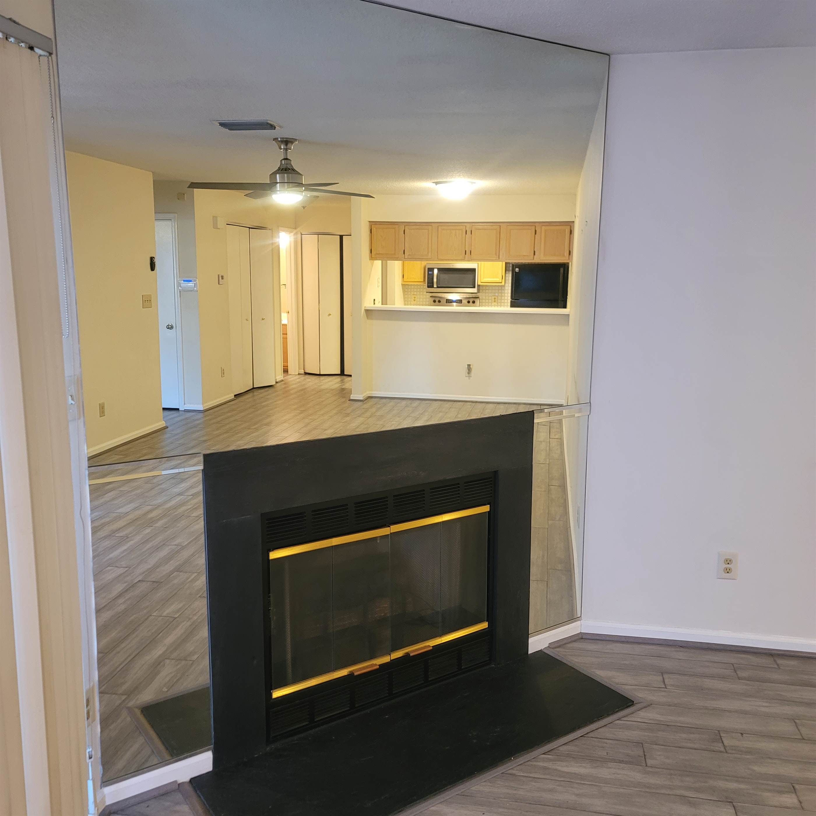 23 Tamarisk Quay Unit#23B, Hampton, VA 23666