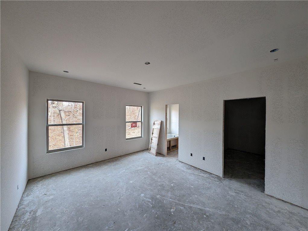 2 Anchinleck Circle, Bella Vista, AR 72715