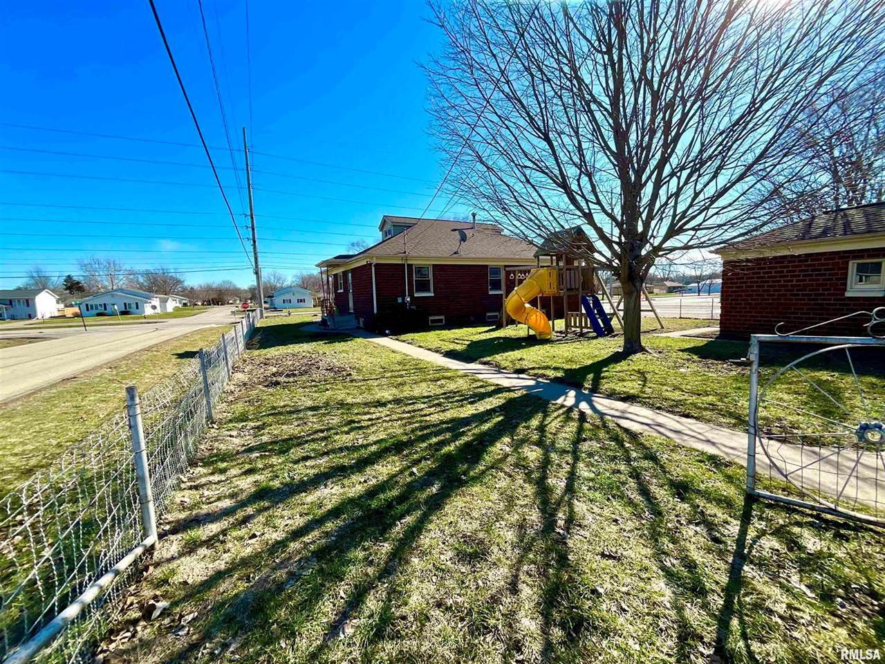 701 1ST Street, Colona, IL 61241