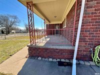 701 1ST Street, Colona, IL 61241