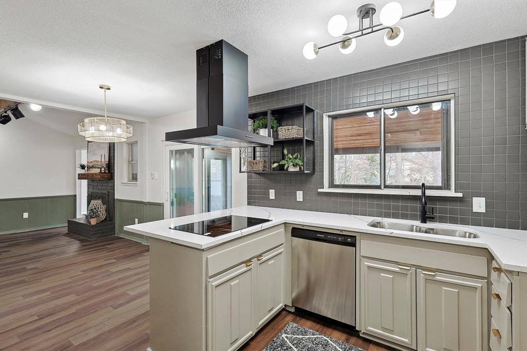 2929 Duff Drive, Arlington, TX 76013