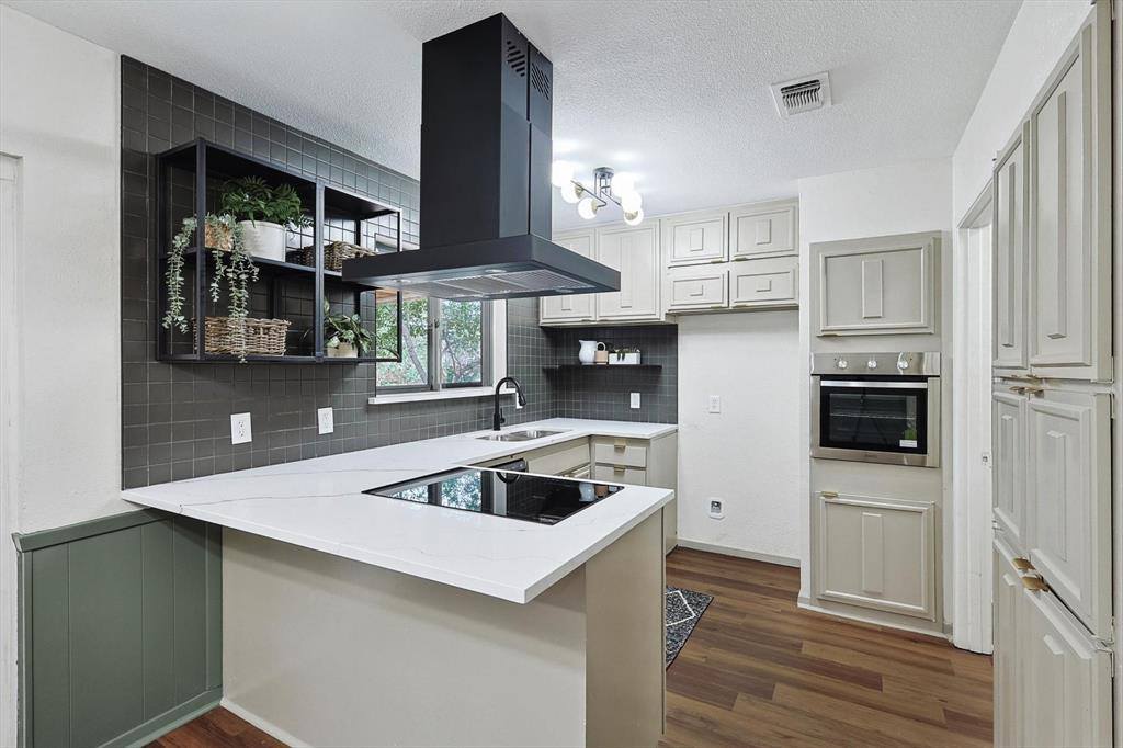 2929 Duff Drive, Arlington, TX 76013