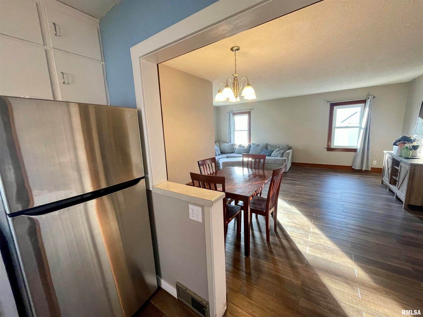 223 East South Street, Geneseo, IL 61254