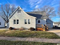 223 East South Street, Geneseo, IL 61254