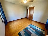 223 East South Street, Geneseo, IL 61254