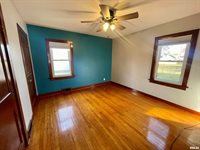 223 East South Street, Geneseo, IL 61254