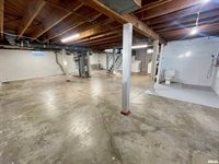 223 East South Street, Geneseo, IL 61254