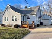 223 East South Street, Geneseo, IL 61254
