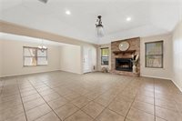 108 Whispering Meadows Drive, Hewitt, TX 76643