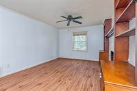 56 Beacon Hill, Columbia, SC 29210