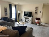 38 Frontier Way, Tinton Falls, NJ 07753