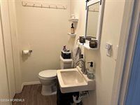 38 Frontier Way, Tinton Falls, NJ 07753