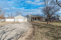 612 Stone Lane, Chapman, KS 67431