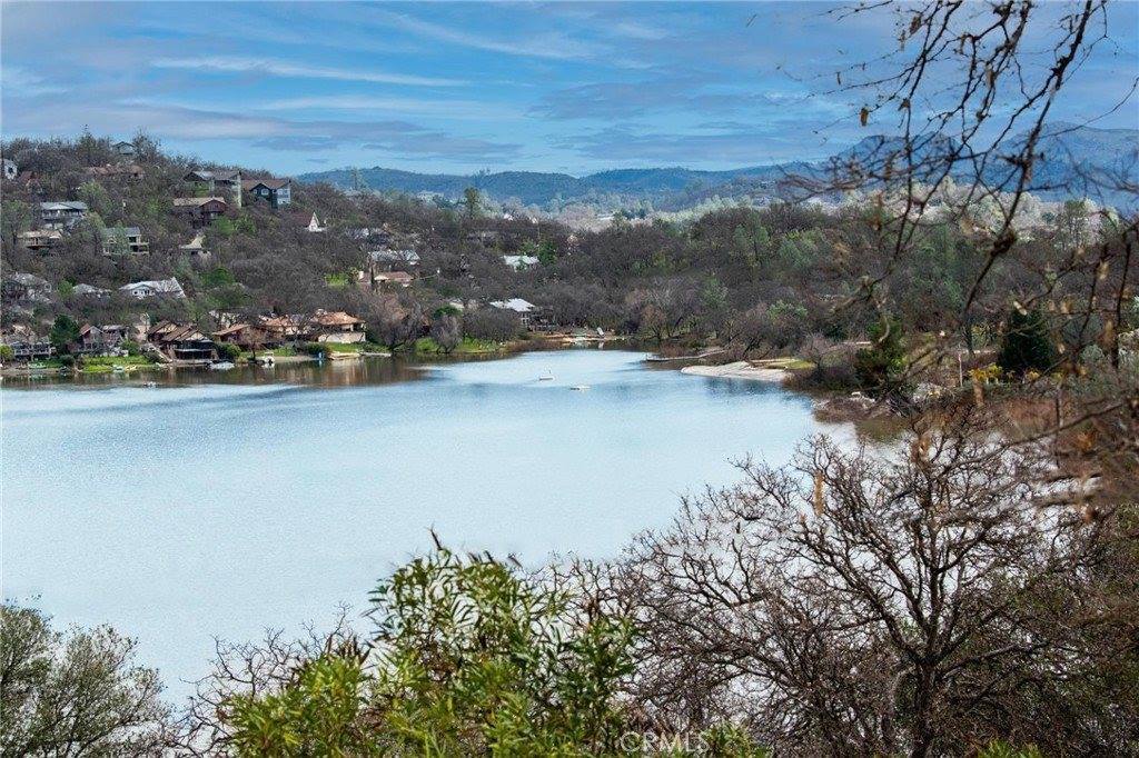 16970 Knollview, Hidden Valley Lake, CA 95467