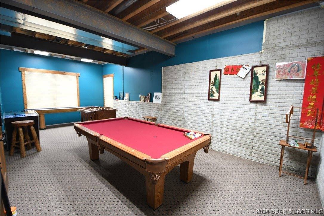 581 Cinnamon Ridge Road, Sunrise Beach, MO 65079