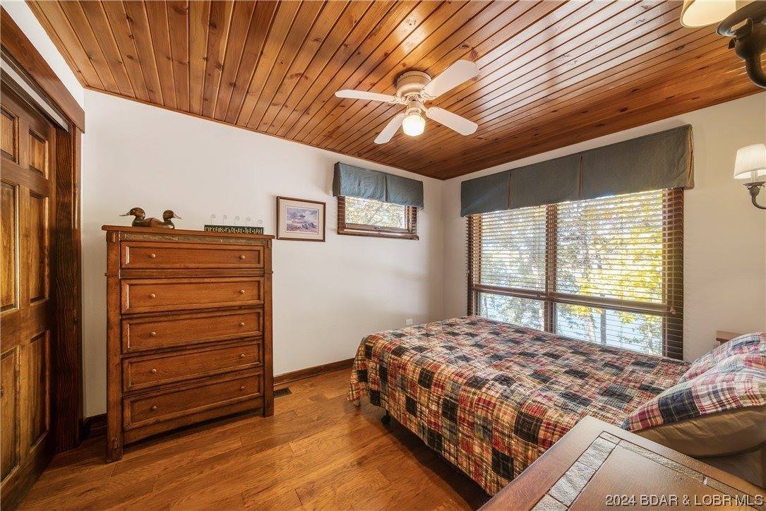 581 Cinnamon Ridge Road, Sunrise Beach, MO 65079