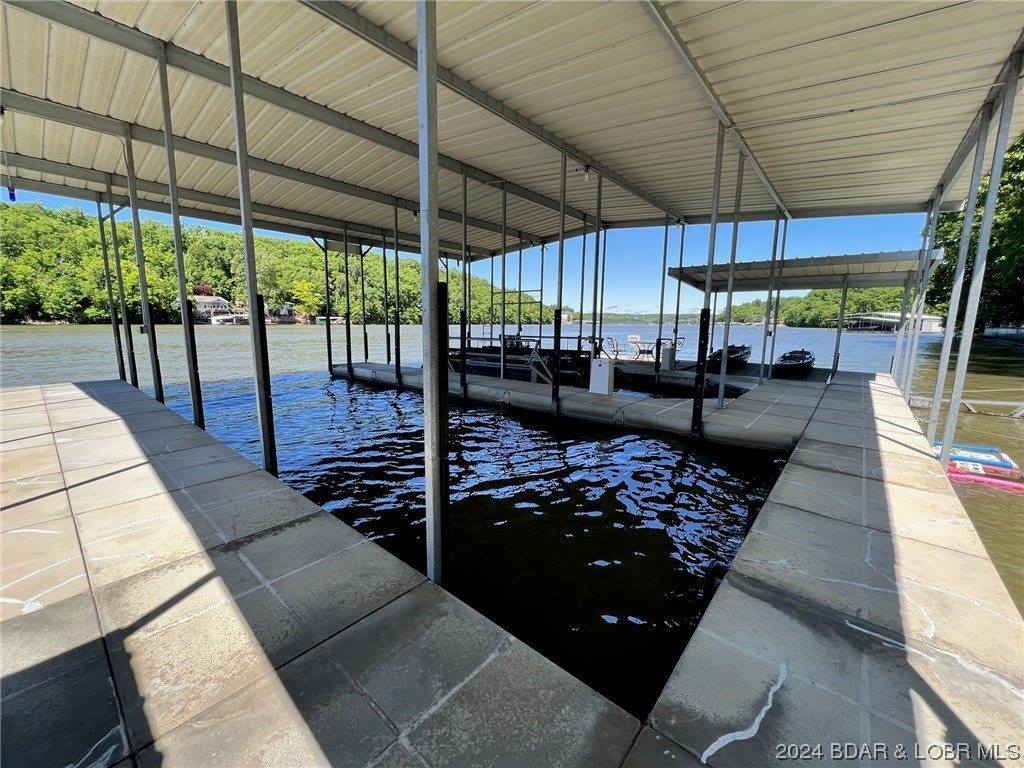 581 Cinnamon Ridge Road, Sunrise Beach, MO 65079