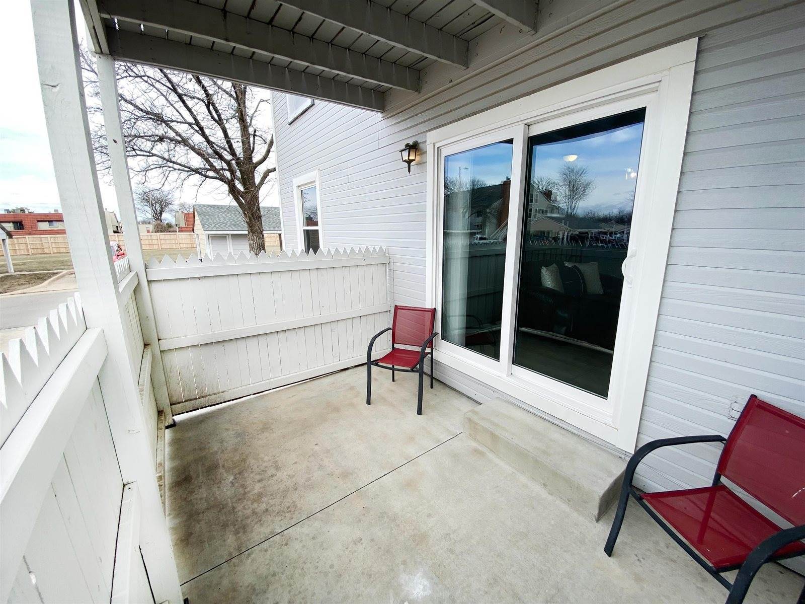 1717 S Cypress St Apt 212, Wichita, KS 67207