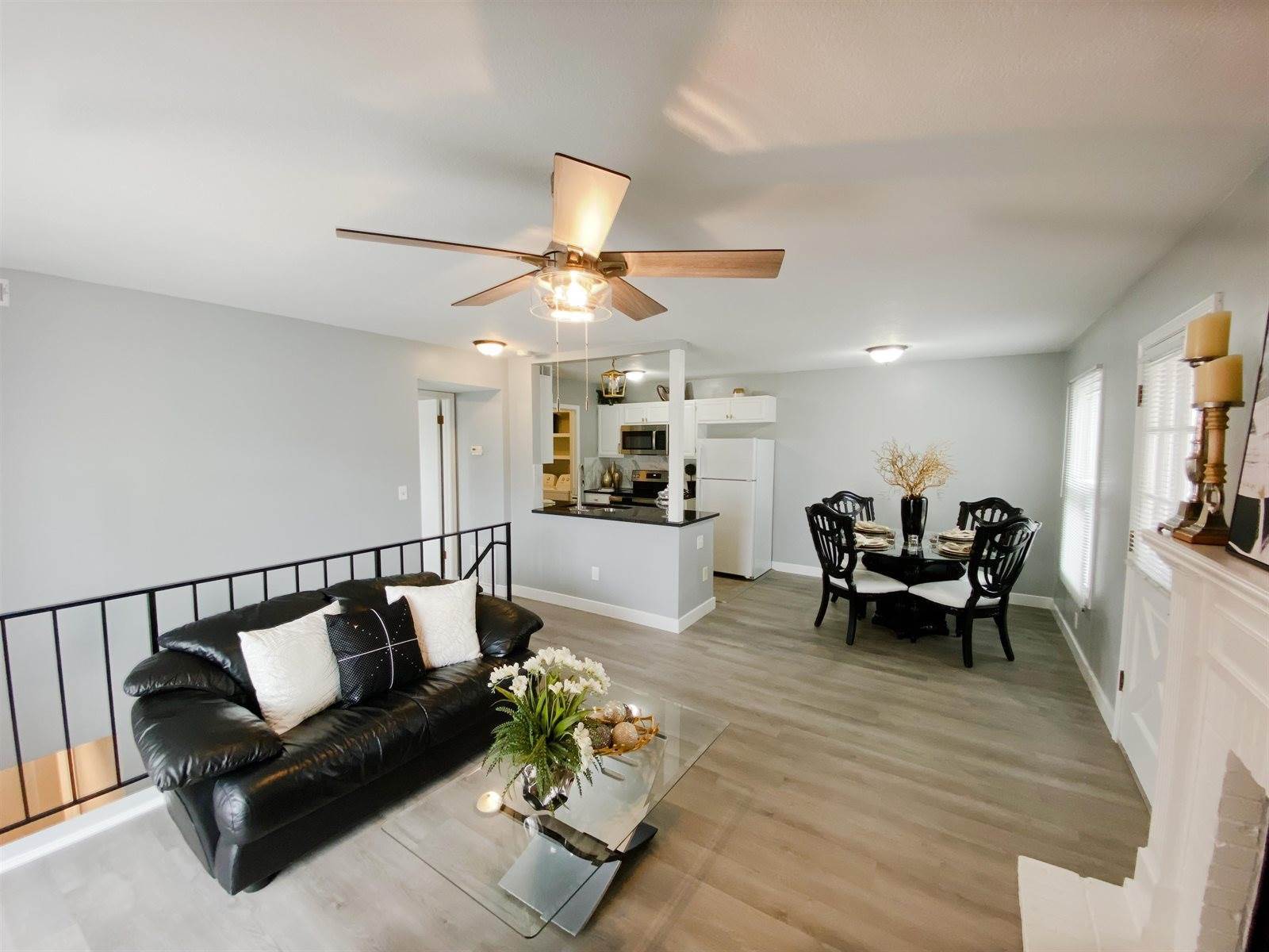 1717 S Cypress St Apt 212, Wichita, KS 67207