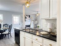 1717 S Cypress St Apt 212, Wichita, KS 67207