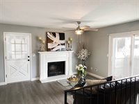 1717 S Cypress St Apt 212, Wichita, KS 67207